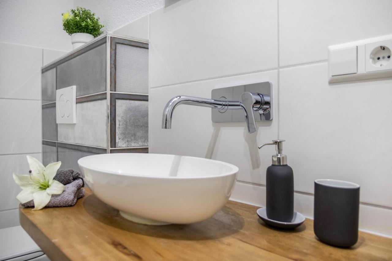 Ferienwohnung Holly Ebringen Exteriör bild